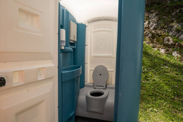 Best Portable toilet rental cost  in East Hazel Crest, IL