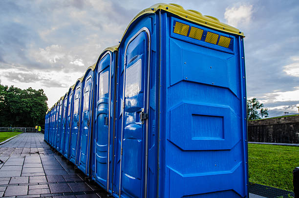 Best Portable restroom trailer rental  in East Hazel Crest, IL